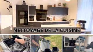 NETTOYAGE ET RANGEMENT DE LA CUISINE - Comment garder sa maison propre au quotidien - Clean with me