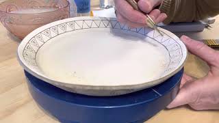 Timelapse Pottery: Sgraffito on Earthenware Plate. Mason Stain Slip and Geometric Pattern