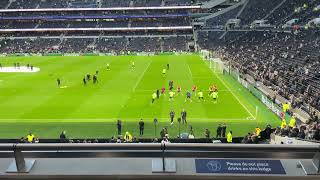 Kane & Davies lead Spurs warm up drill for Liverpool | Tottenham Hotspur Stadium EPL