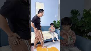 爸爸偷藏私房钱，这下彻底懵了！#cute baby#baby#萌娃#搞笑日常 #人类幼崽#小米宝