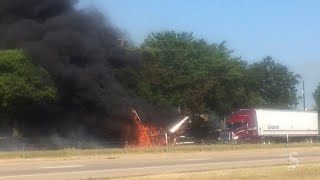 $200K worth of Austin Rowing Club boats catch fire Friday