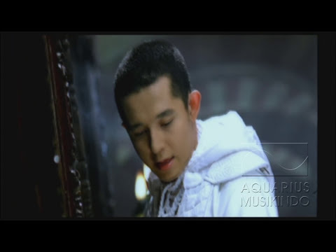 Melly Goeslaw Ketika Cinta Bertasbih ( Amee)
