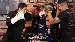 LEO SANTA CRUZ THROWING CLASSIC MEXICAN STYLE COMBOS ON THE MITTS W/POWER DURING WORKOUT