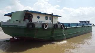 Mekong Delta shipping. Close Drone action. The Doors & Snoop backing up with a badboy tune.