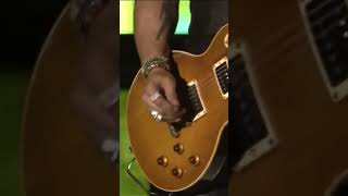 Guns N' Roses - Welcome To The Jungle - Slash Guitar Solo 2 (LIVE)