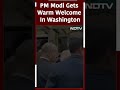 pm modi washington in indian community greets pm modi outside washington hotel