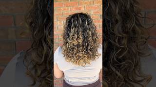 Golden blonde balayage on curly hair #curlyhaircare #blondebalayage #matrix #amika #schwarzkopf