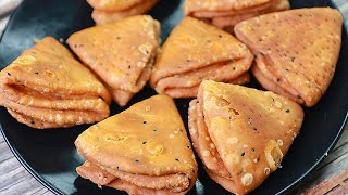 Crispy Namak Pare Recipe |  Crispy Nimki Namkeen | Tea Time Snacks Recipe | Toasted