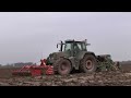 landtechnikimeinsatz pflügen und säen mit fendt vario 820 und fendt vario 718