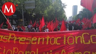 Activistas marchan por Paseo de La Reforma