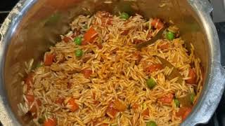 Masala Pulav In Pressure Cooker/ઝટપટ કુકર મા બનાવી લો એકદમ છુટ્ટા મસાલા પુલાવ/@MyCookingDiva