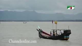 টেকনাফের নাফ নদীতে রোহিঙ্গাবাহী ট্রলার ডুবির ঘটনায় ১৩জনের মৃতদেহ উদ্দার