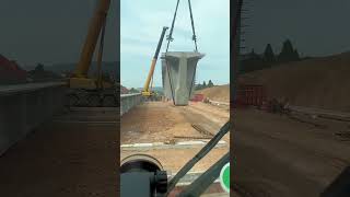 Hoisting process process of T-shaped reinforced concrete box girders