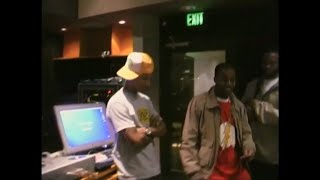 Kanye plays 'Through The Wire' for Pharrell for the first time (2004)