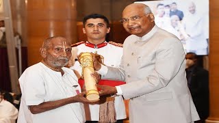 Swami shivananda  receive 'padma shri award || आदर भाव देख कर सब कोई देखते रह गय || #padmashriaward