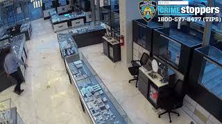 Man arrested in connection with theft of rings from Staten Island jewelry store