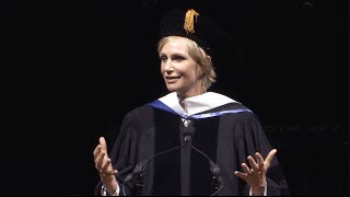 Jane Lynch keynotes Columbia College Chicago Commencement 2016