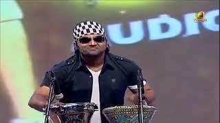 Devi Sri Prasad Amazing Drum performance On Gabbar Singh audio Lunch