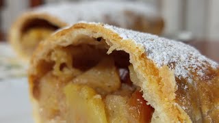 Strudel di sfoglia con mele saltate in padella