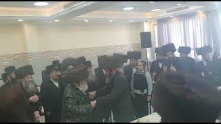 Viznitzer Rebbe Attends Sheva brochos For The Son Of The Pittsburgher Rebbe  - Adar II 5782