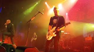 Headstones- Sunlight Kills The Stars (Live in Winnipeg 11/16/2017)