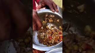 Bun chole masala 🥵🤤#chollos #bun #cholle #breakfast #haridwar #haridwardiaries #buncholley #yummy