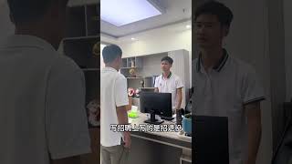 退役军人面试现场，请不要忘记他们。