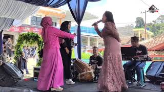 Download Lagu Sulam Cinta Baju Loreng Balad Darso Live Panyairan... MP3 Gratis