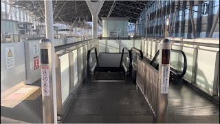 ［エスカレーター］ＪＲ新鳥栖駅　東芝製　TOSHIBA escalator  Fukuoka train Shin-Tosu station Shinkansen home