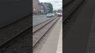 Einfahrt M8C 845 Richtung Rheinhafen am 25.05.2023 Richtung Rheinhafen #krefeld #tram