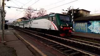 E464 260+6 piano ribassato Trenord - Milano Greco - 21/02/2023