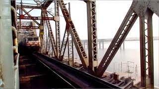 Rarest Clash at Majestic Height on Silver Jubilee Railway Bridge Bharuch...!