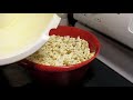 an easy way to pop loose popcorn kernels in the microwave