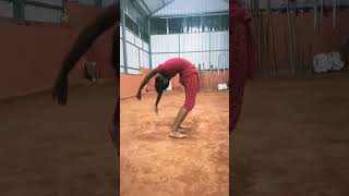 Kalarippayatt boosts your flexibility #kalari #kalaripayattu #flexibility #strength #balancing