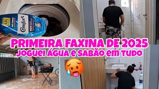 PRIMEIRA FAXINA DE 2025|| ESTAVA UM NOJOO! FAXINA COMPLETA e PESADA| CANSEI || veja no que deu ✨️