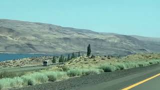 Columbia River , Washington-Oregon State (কলম্বিয়া নদী, ওয়াশিংটন-ওরেগন রাজ্য )