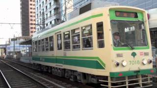 【東京都交通局／都電荒川線】7000形7018＠町屋駅前('11/11)