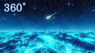 【360°動画】輝く星空のもとでで光る海の上を飛行するVR動画