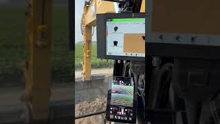 Arkansas CAT320 Excavator using FJDynamics 3D Guidance System