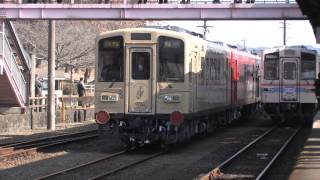 くま川鉄道　田園シンフォニー車両到着