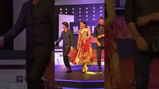 Shahrukh Khan Deepika Padukone & John Abraham are all together at Pathan promotion#pathan#shorts