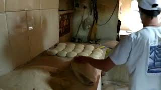 לחם שוטי גאורגי Shoti Bread in Georgia