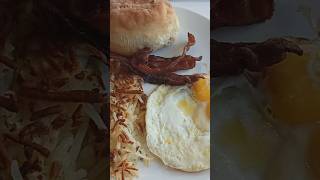 $15.95 American Breakfast Broken Yolk Cafe #Fremont #lasvegas #food #breakfast  #egg New Location