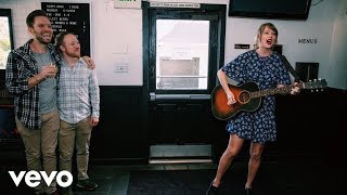 Taylor Swift - King Of My Heart (Surprise Performance at Gay Couple’s Engagement Party)