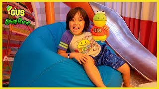 Ryan took Gus the Gummy Gator on a Cruise ! Family Fun Vacation Trip with Ryan ToysReview!