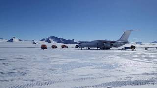 南極大陸 ユニオングレーシャーキャンプ イリューシン76 2017年1月(Union Glacier camp in Antarctica, Ilyushin-76, January 2017)