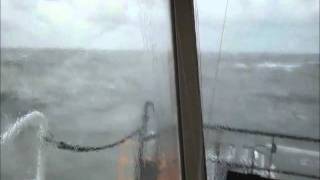 SWATH Pilot Perseus in slecht weer.wmv