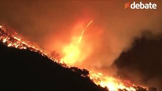 Captan en VIDEO un tornado de fuego en medio de incendios en Los Ángeles, California