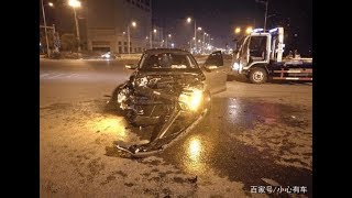 大眾速騰撞翻面包車險些報廢， 網友：以後看到速騰一定要讓行