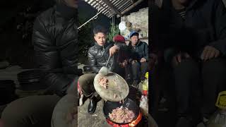 今天做我们贵州黔东南少数民族特色美食牛瘪火锅吃补补身体#牛瘪火锅 #农村美食